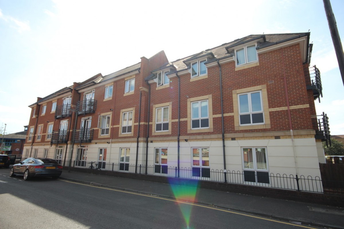 Henley Court , Denham Road
