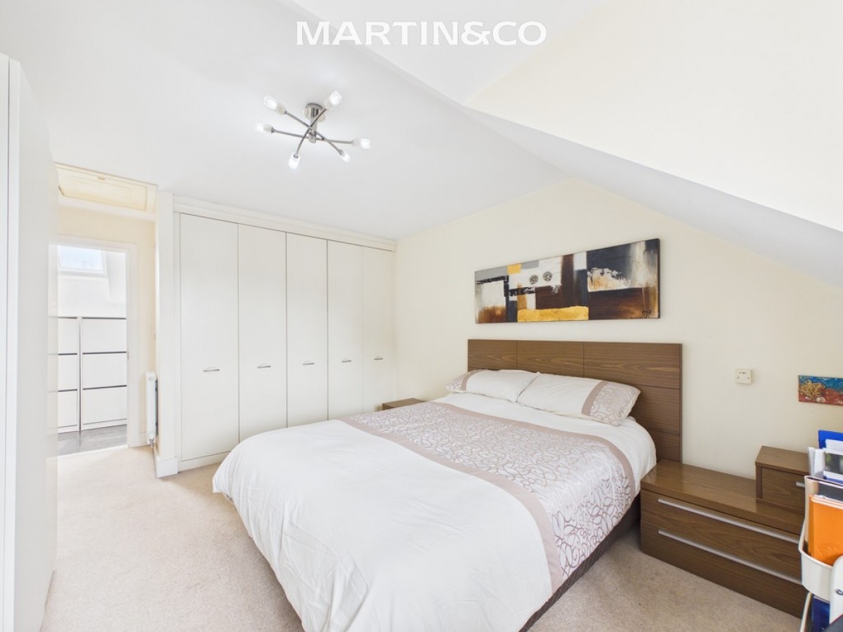 Dunnell Close, Sunbury-on-Thames