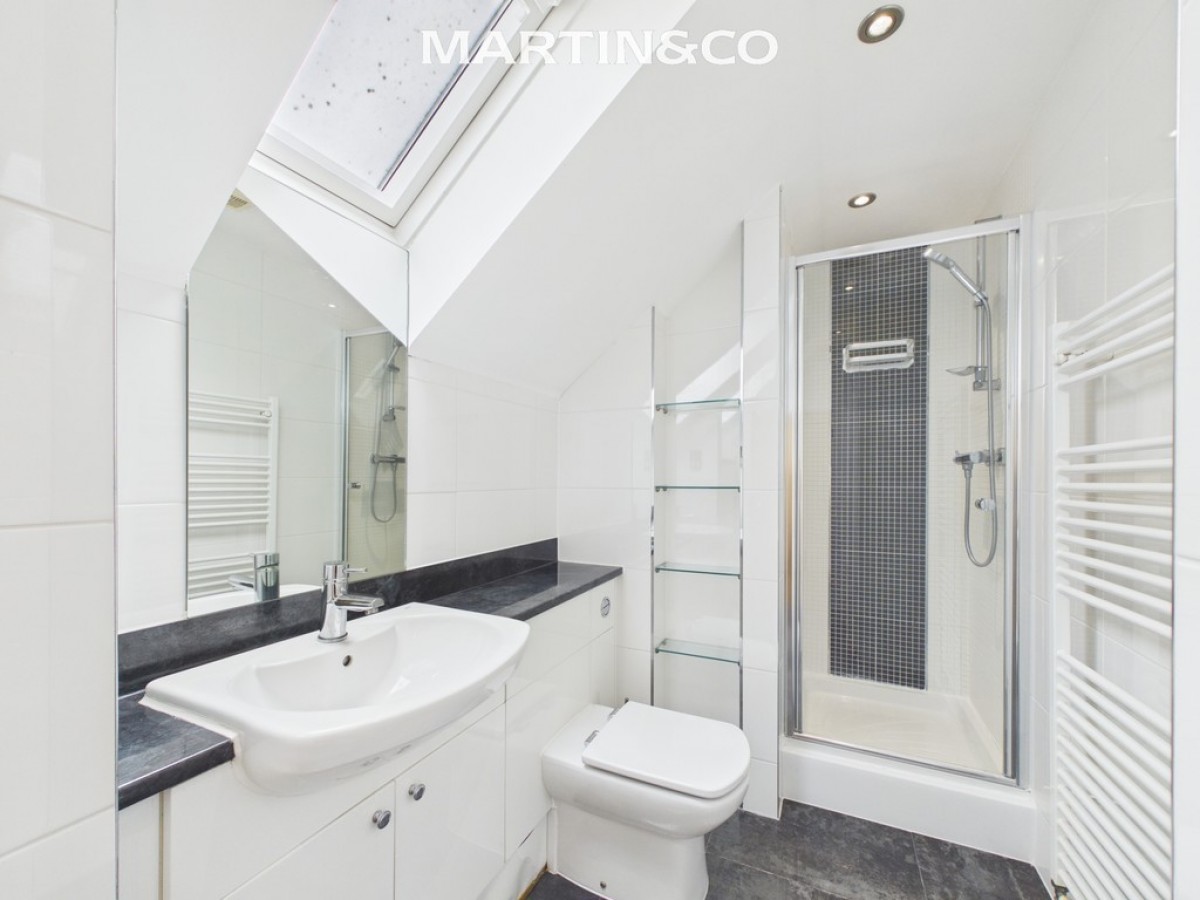 Dunnell Close, Sunbury-on-Thames