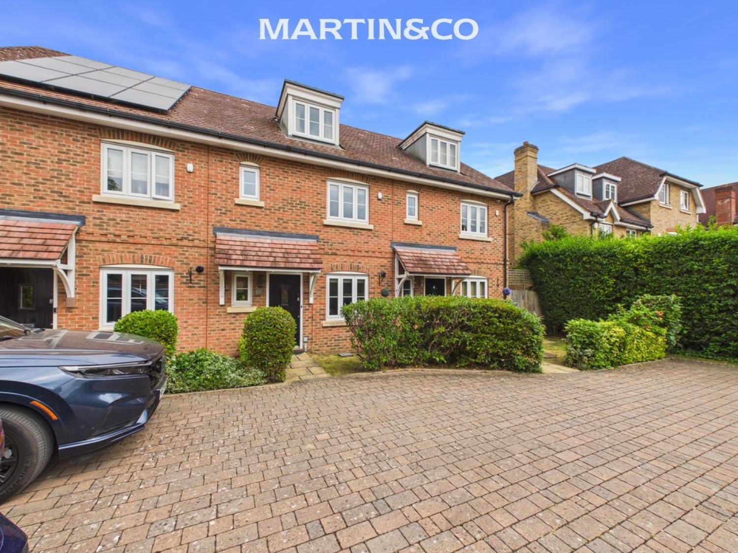 4 bedroom House for Sale Dunnell Close, Sunbury-on-Thames
