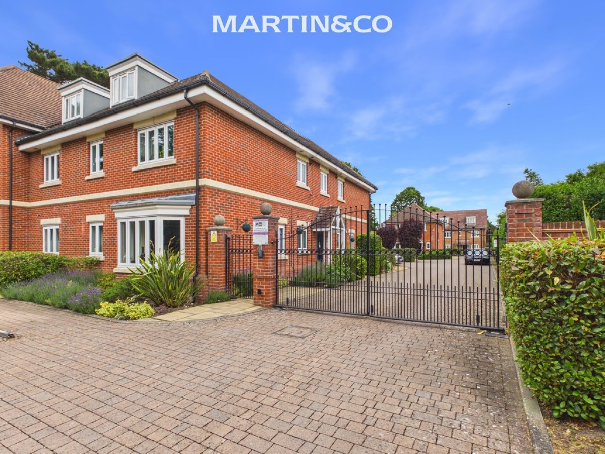 Dunnell Close, Sunbury-on-Thames
