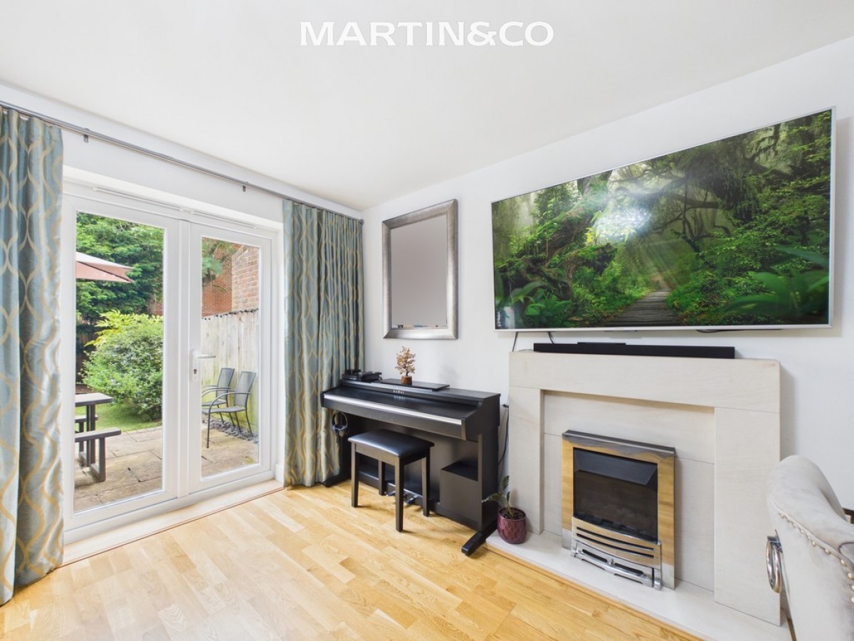 Dunnell Close, Sunbury-on-Thames