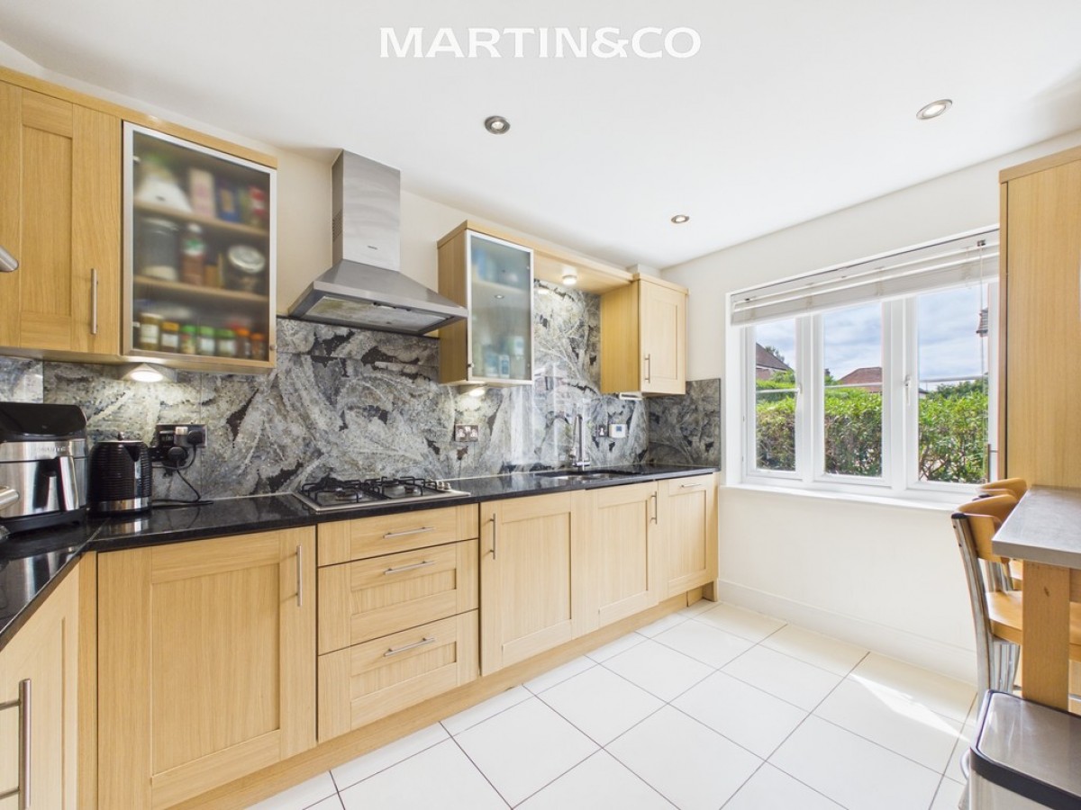 Dunnell Close, Sunbury-on-Thames