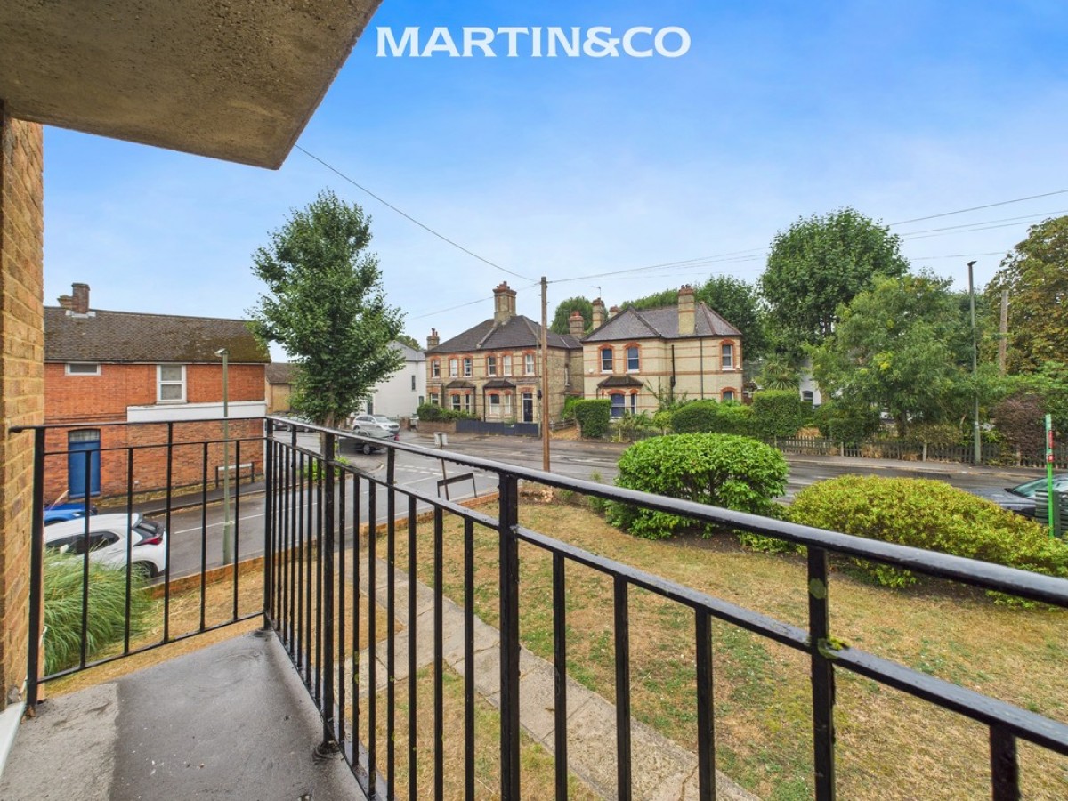 Edgecumbe Court, Laleham Road, Staines, Staines-upon-Thames