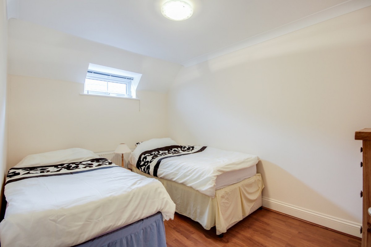 Rosewood Court Maybury Road
