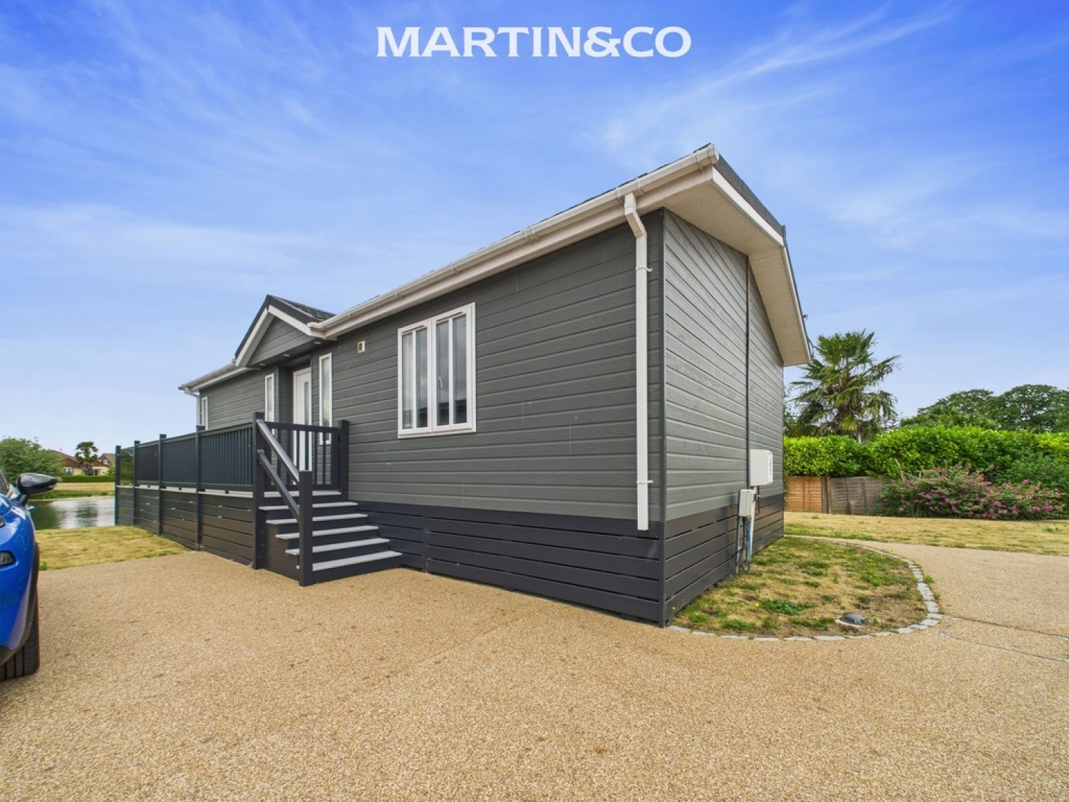 Thames Retreat, Staines-upon-Thames
