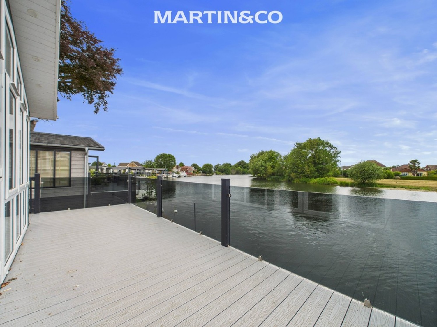 Thames Retreat, Staines-upon-Thames
