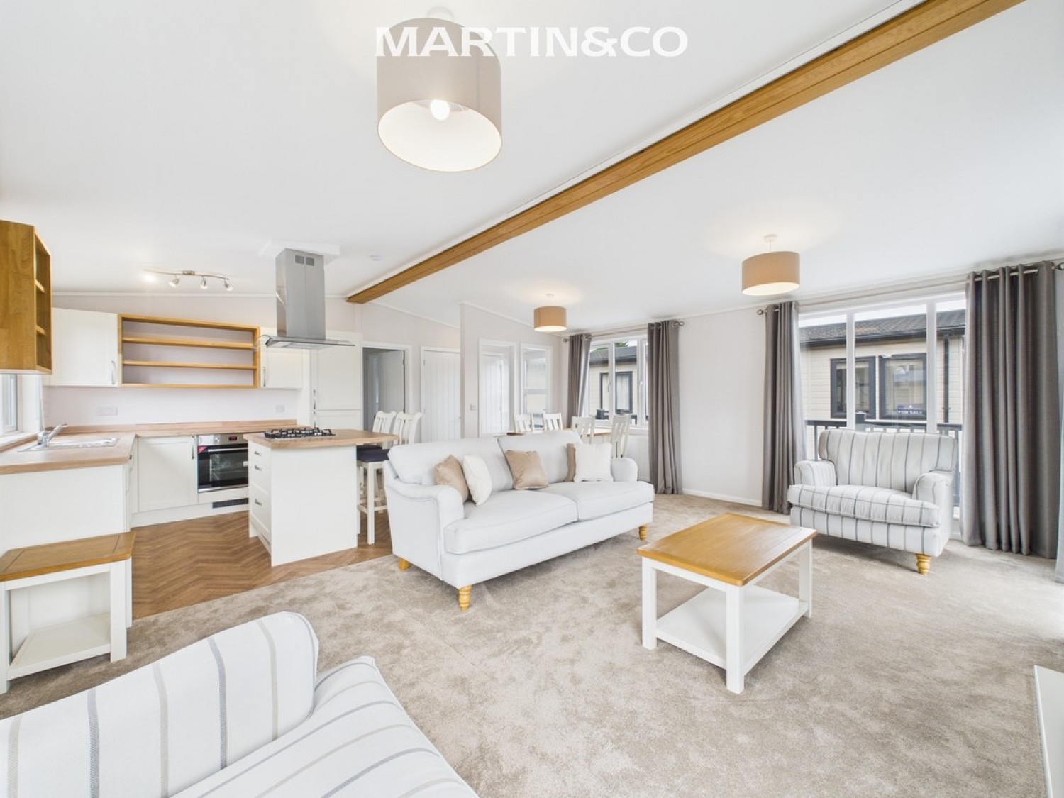 2 bedroom Bungalow in Thames Retreat, Chertsey Lane