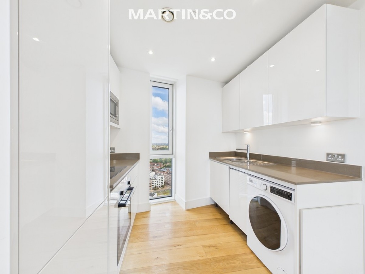 Sky View Tower, Stratford