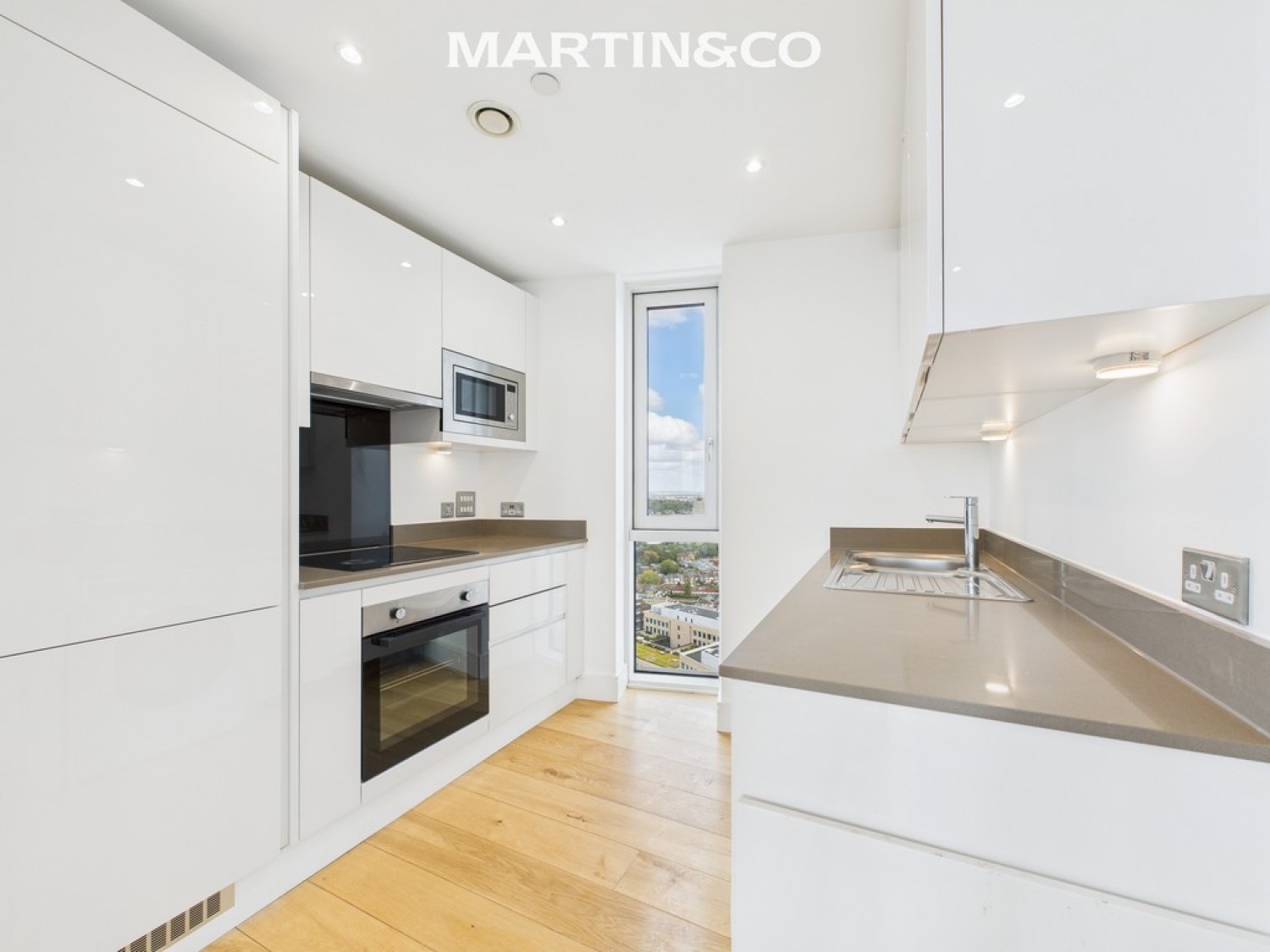 Sky View Tower, Stratford