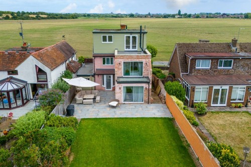 Boveney Road, Dorney
