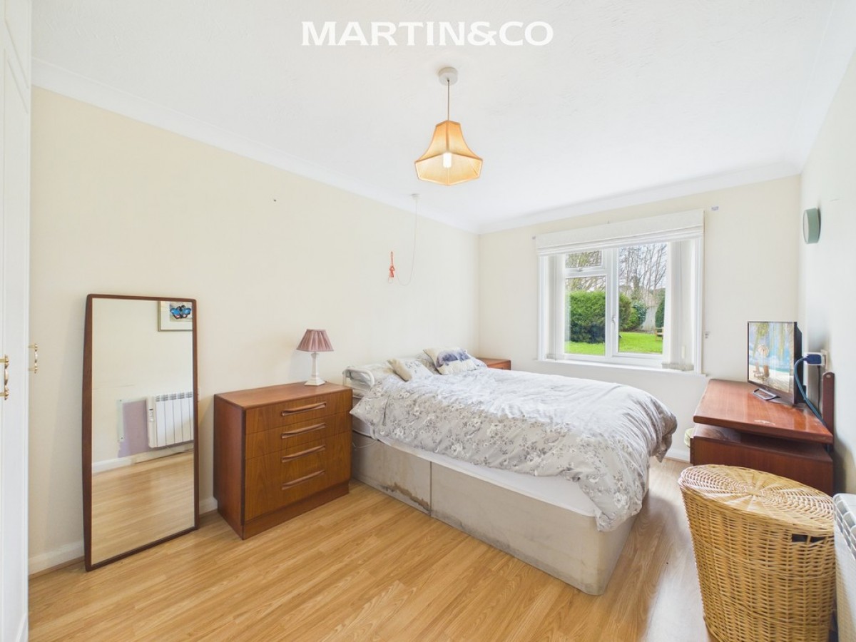 Manor Farm Court, Egham