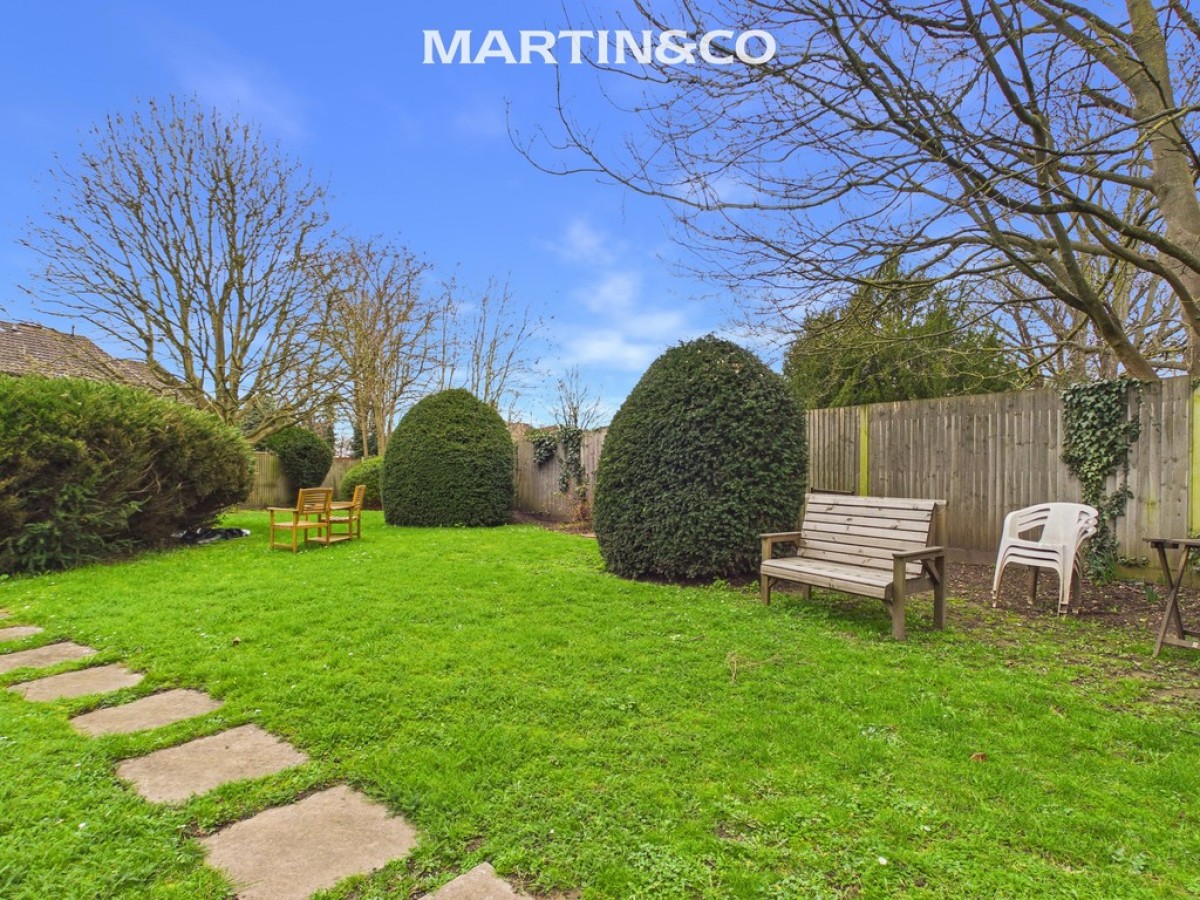 Manor Farm Court, Egham