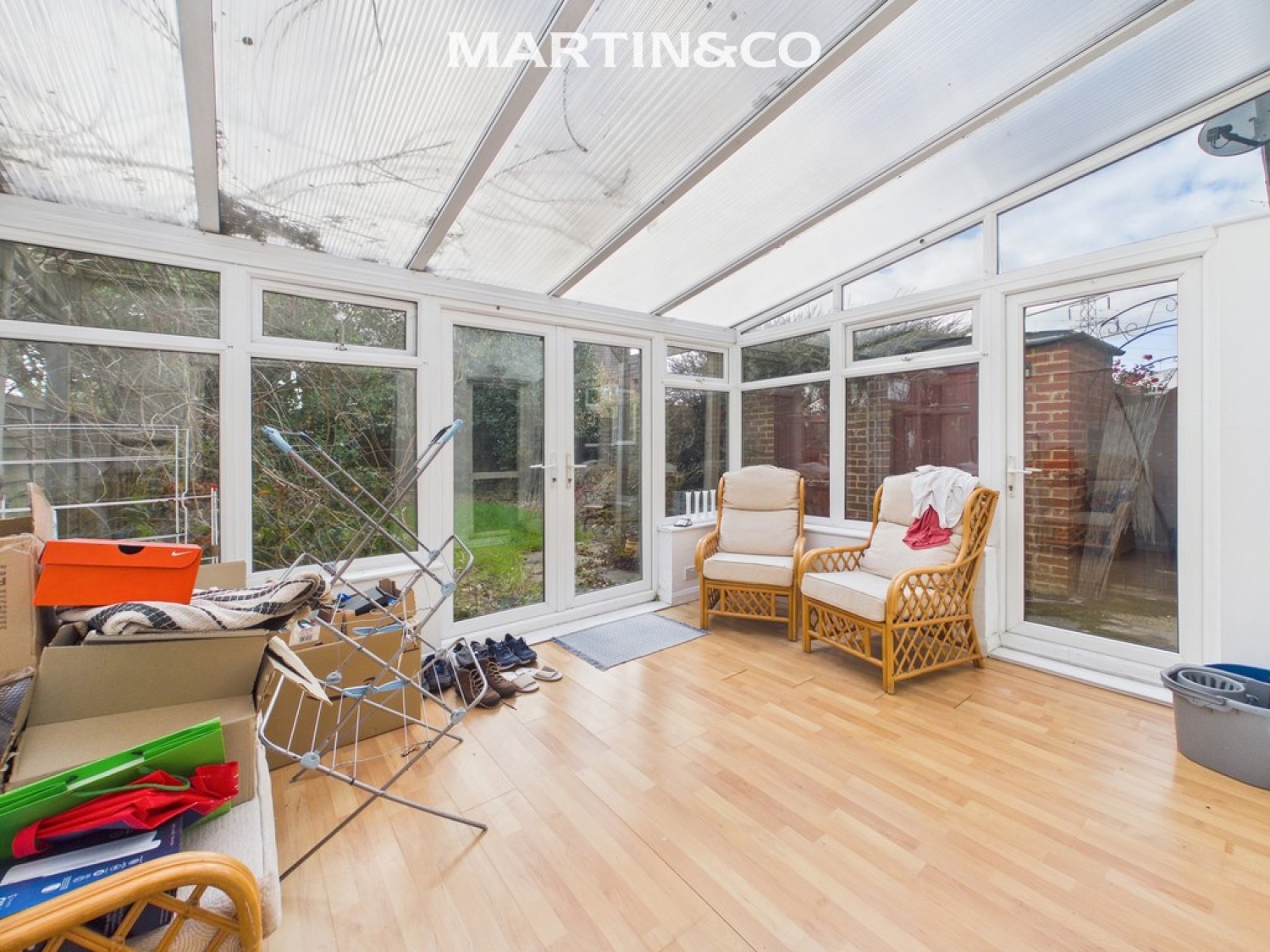 2 bedroom House for Sale Gloucester Crescent, Staines