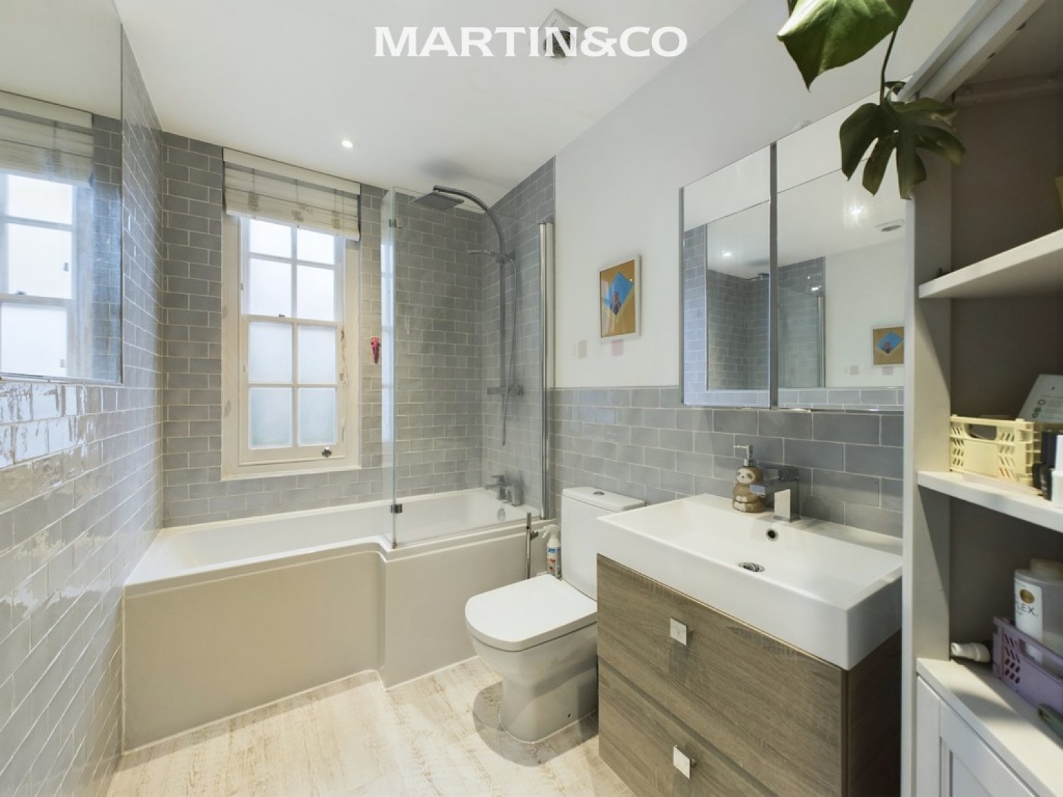 2 bedroom Flat in Wellington Buildings, Bow