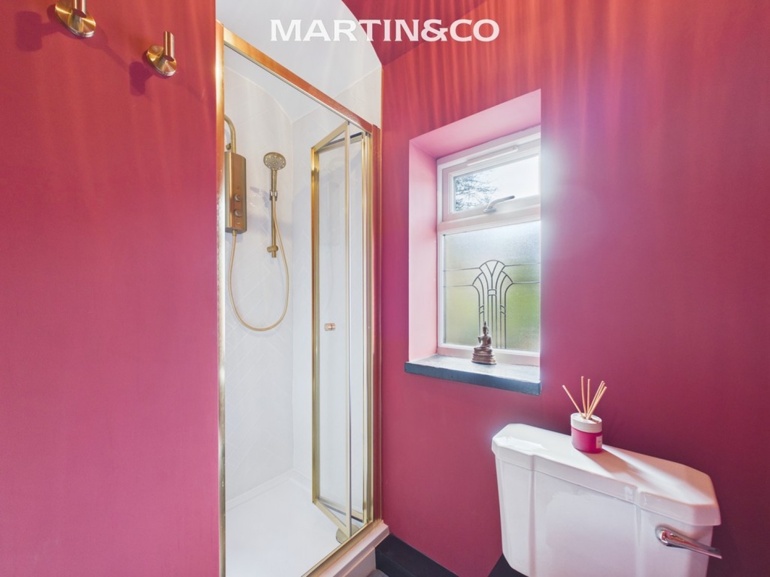 3 bedroom House for Sale Medlake Road, Egham