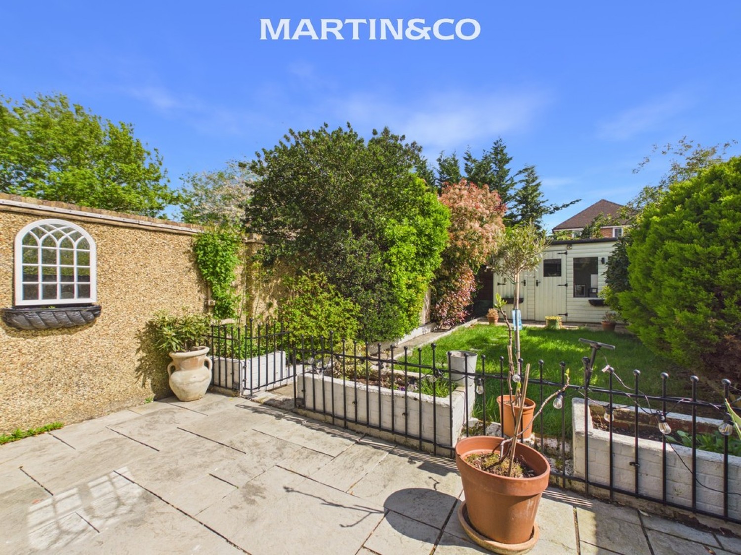 3 bedroom House for Sale Medlake Road, Egham