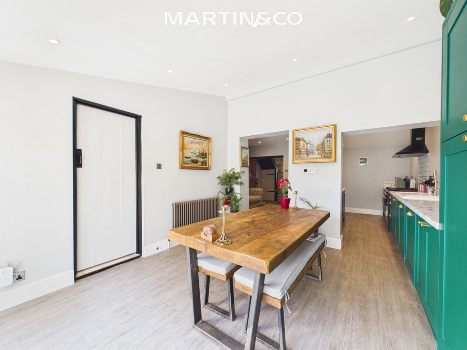 3 bedroom House for Sale Medlake Road, Egham