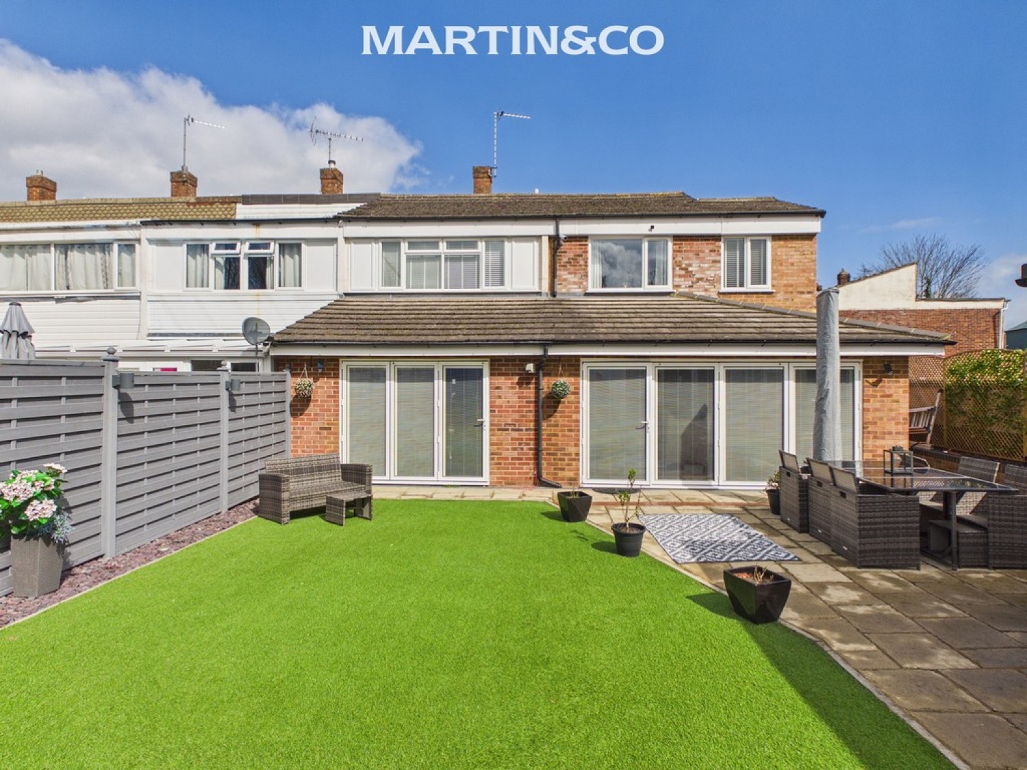 4 bedroom House for Sale Harcourt Close, Egham