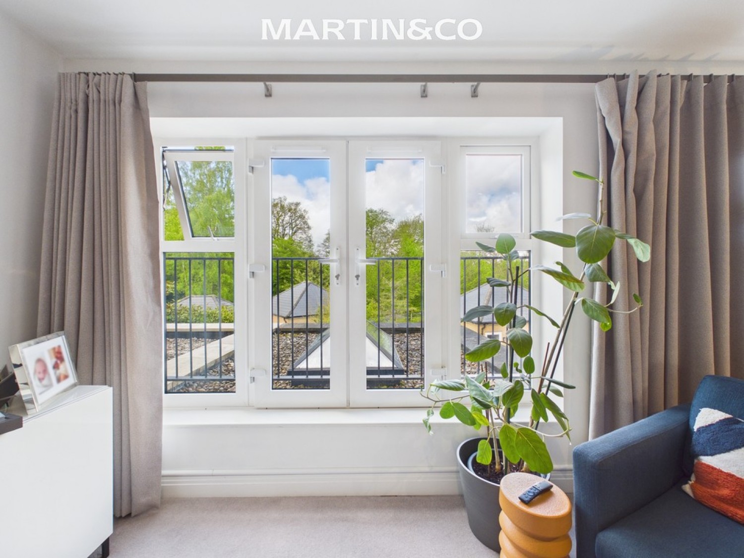 5 bedroom House for Sale Queenswood Crescent, Englefield Green