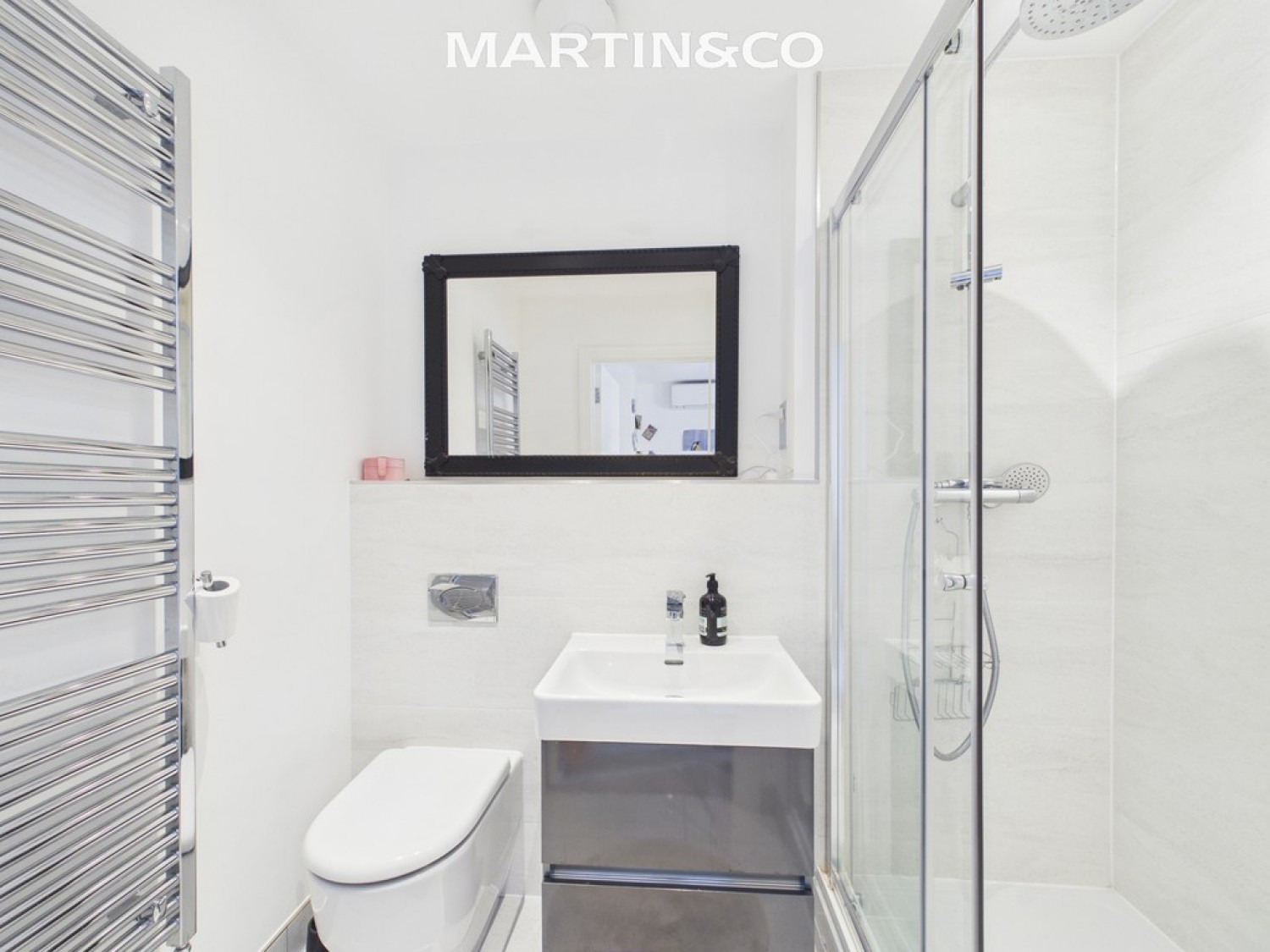 5 bedroom House for Sale Queenswood Crescent, Englefield Green