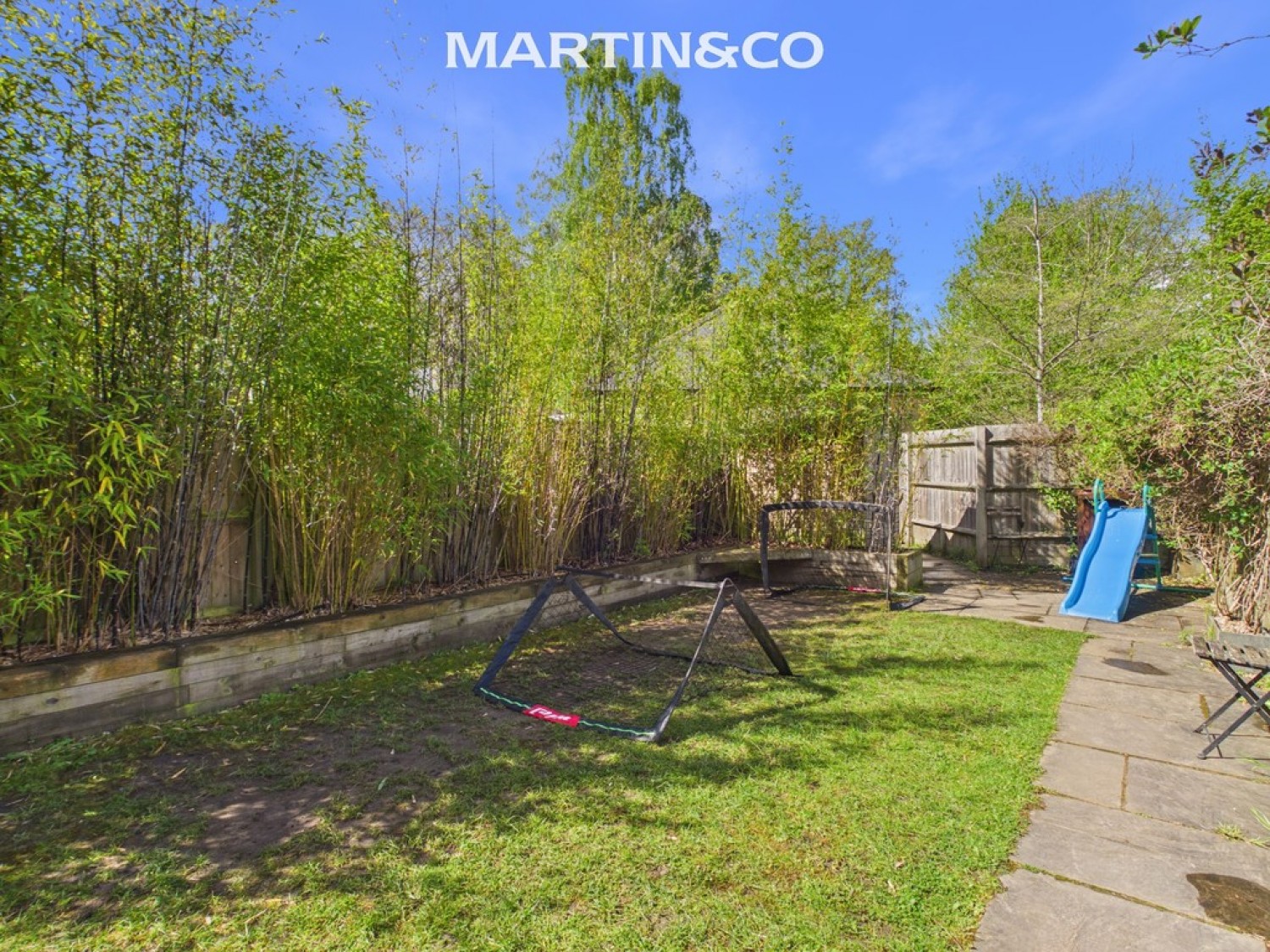 5 bedroom House for Sale Queenswood Crescent, Englefield Green