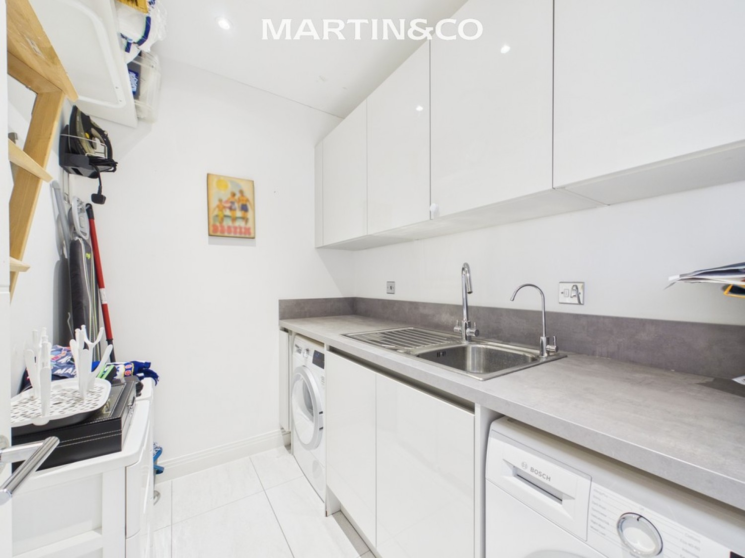 5 bedroom House for Sale Queenswood Crescent, Englefield Green