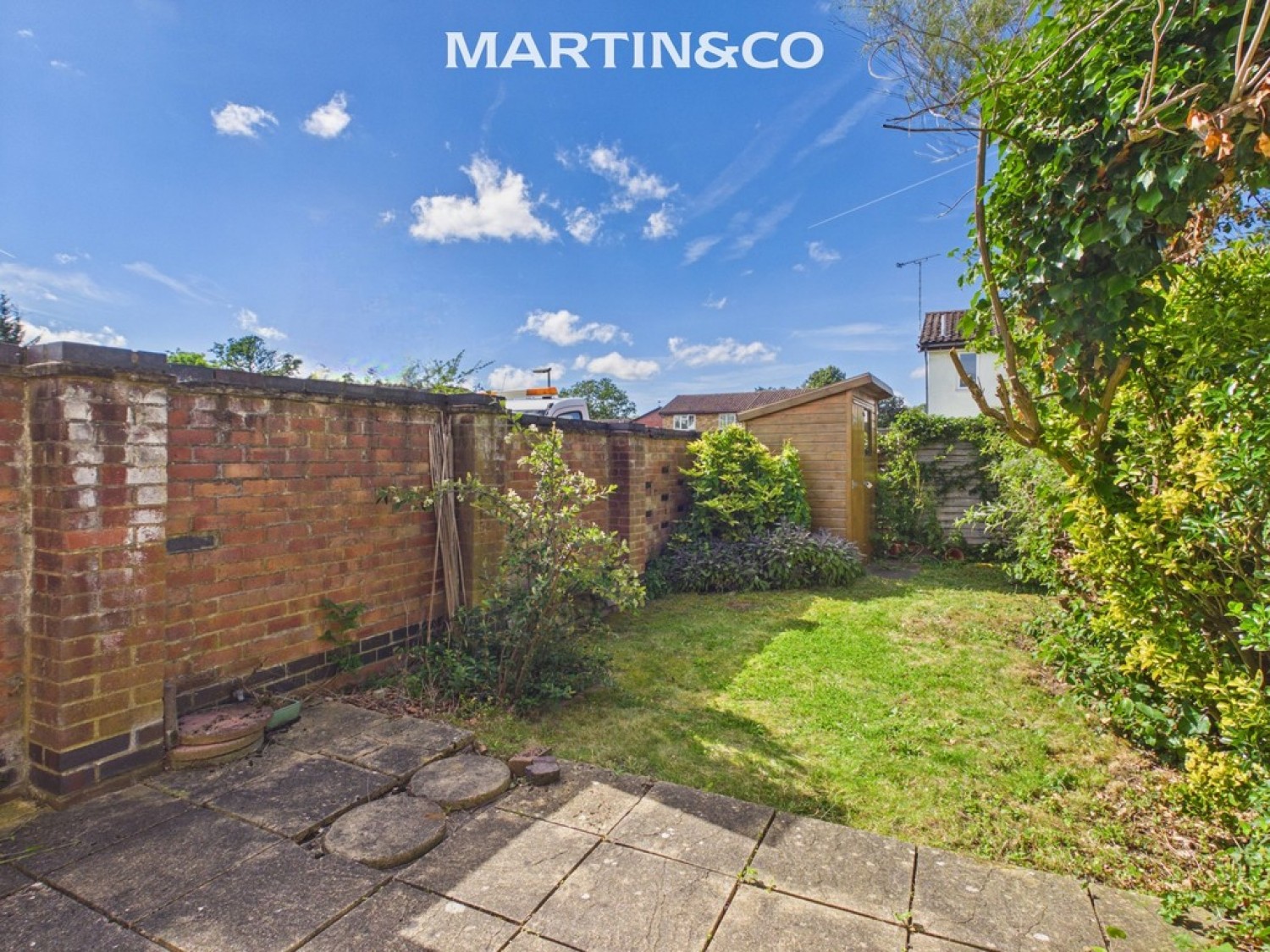 1 bedroom House for Sale Coniston Way, Egham