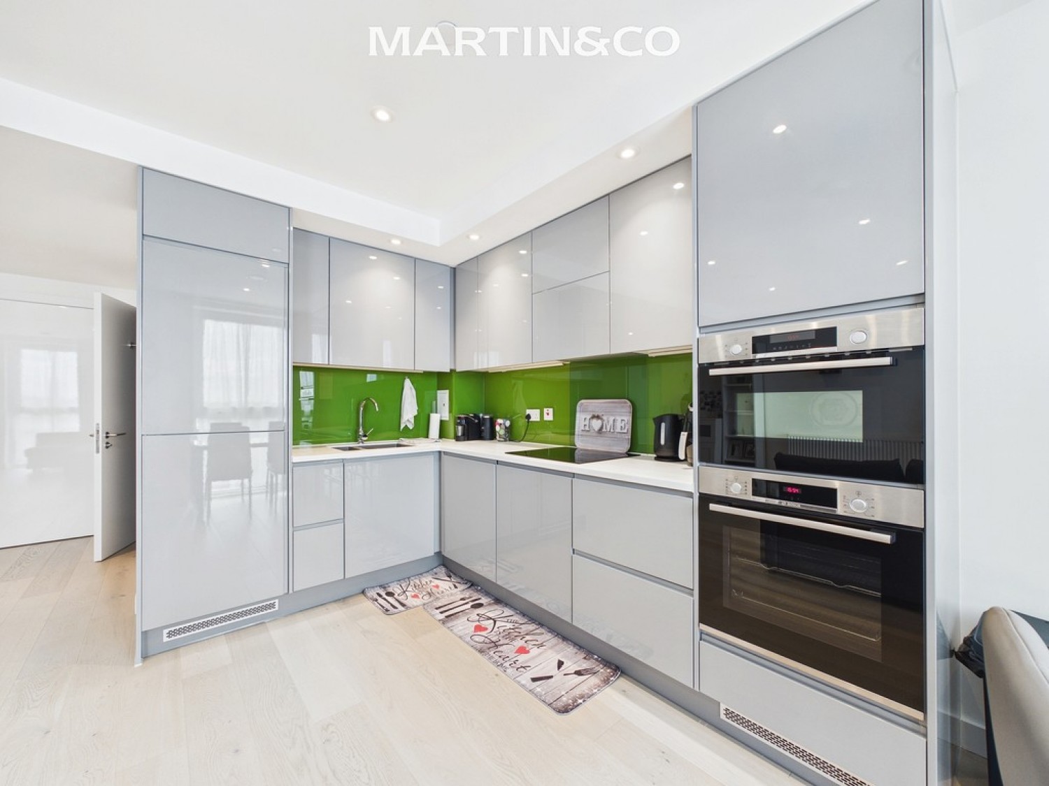 1 bedroom Flat for Sale Station Road North, Egham