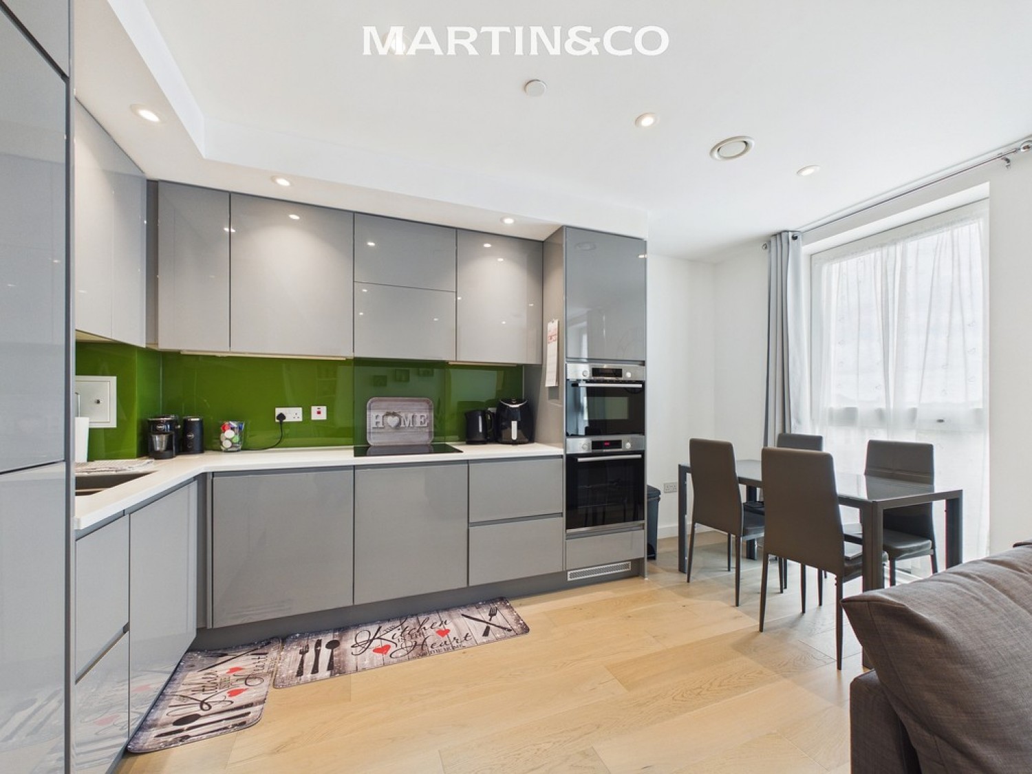 1 bedroom Flat for Sale Station Road North, Egham