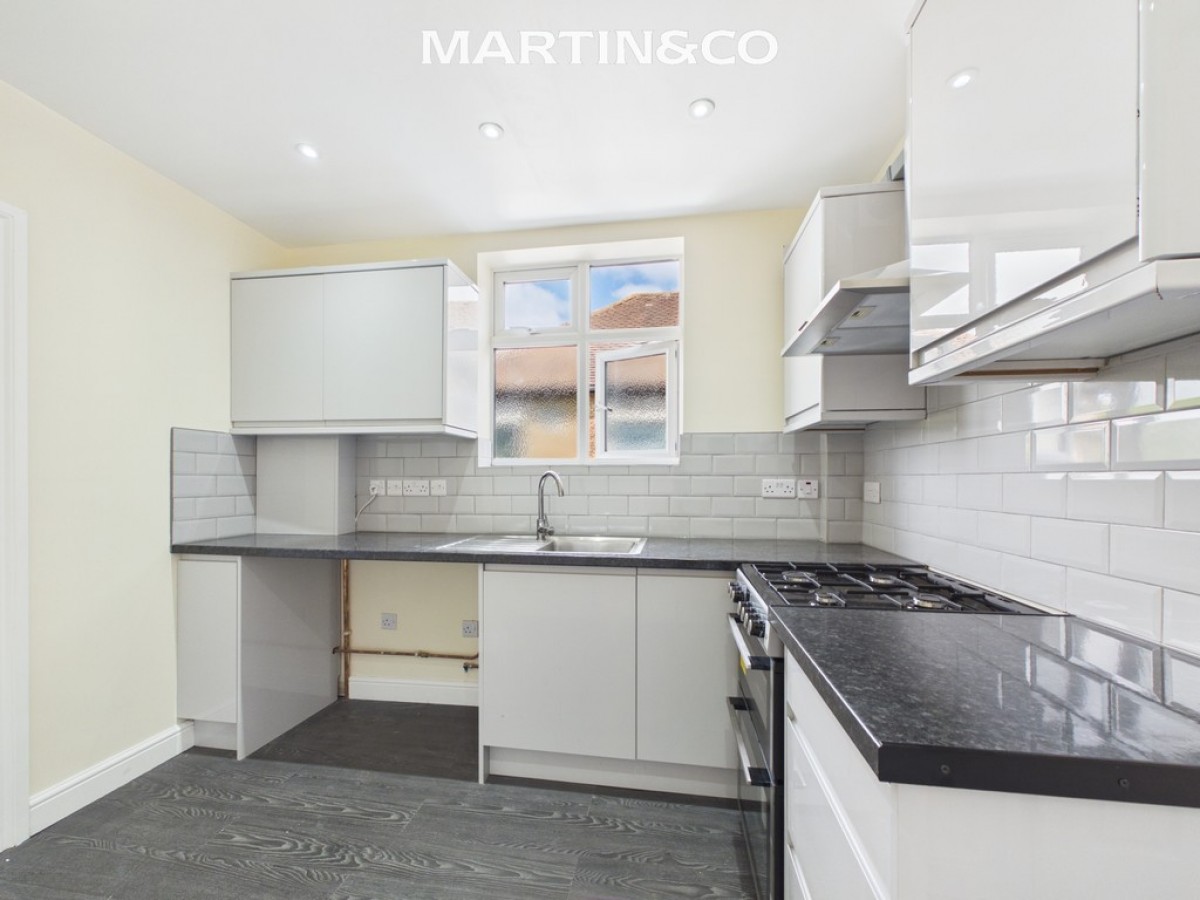 Penton Avenue, Staines-upon-Thames