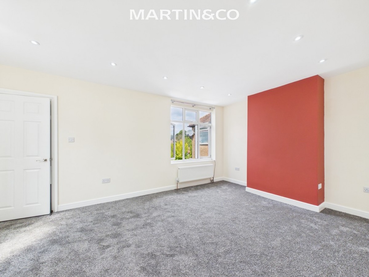Penton Avenue, Staines-upon-Thames