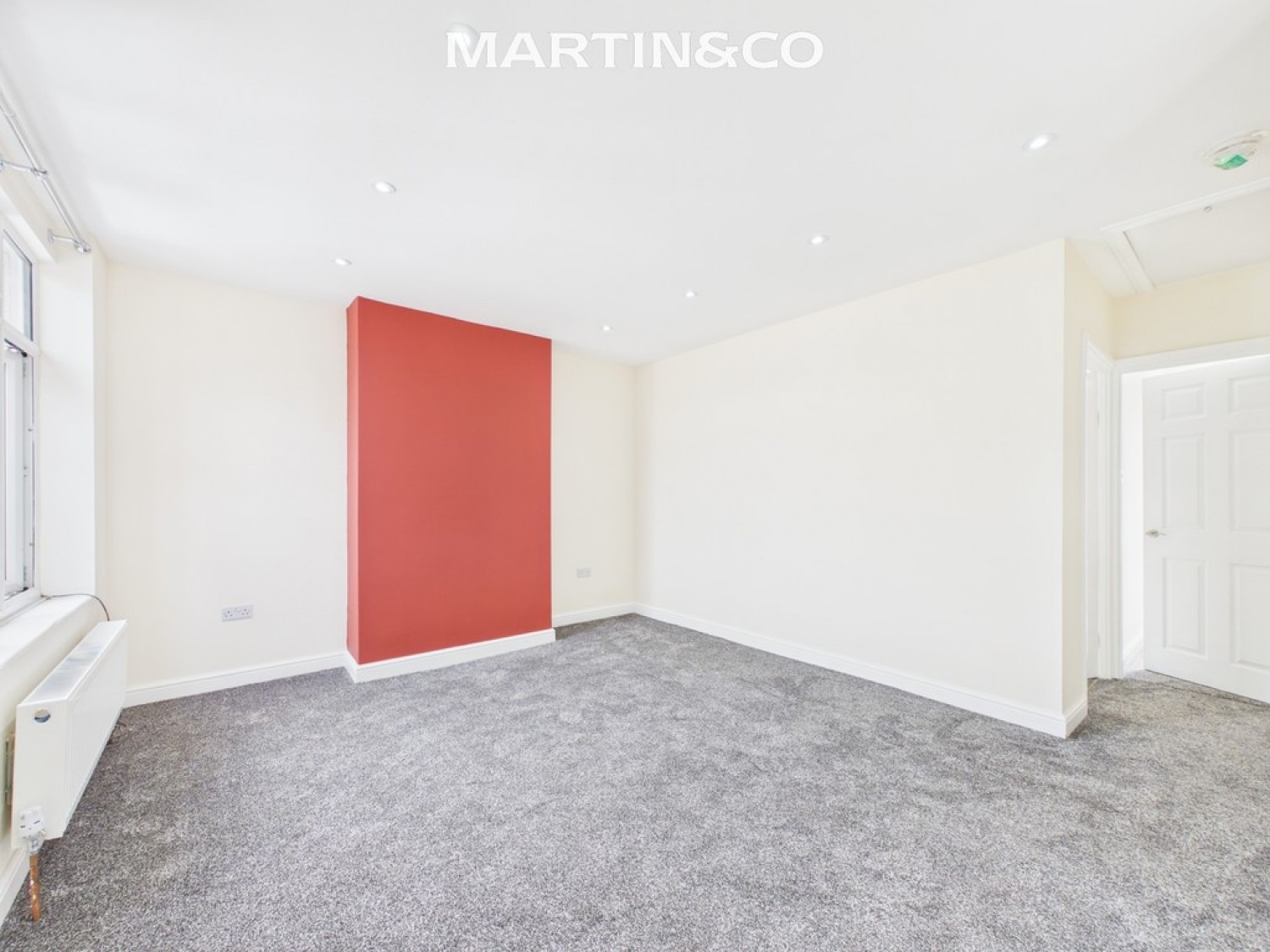2 bedroom Flat for Letting Penton Avenue, Staines-upon-Thames
