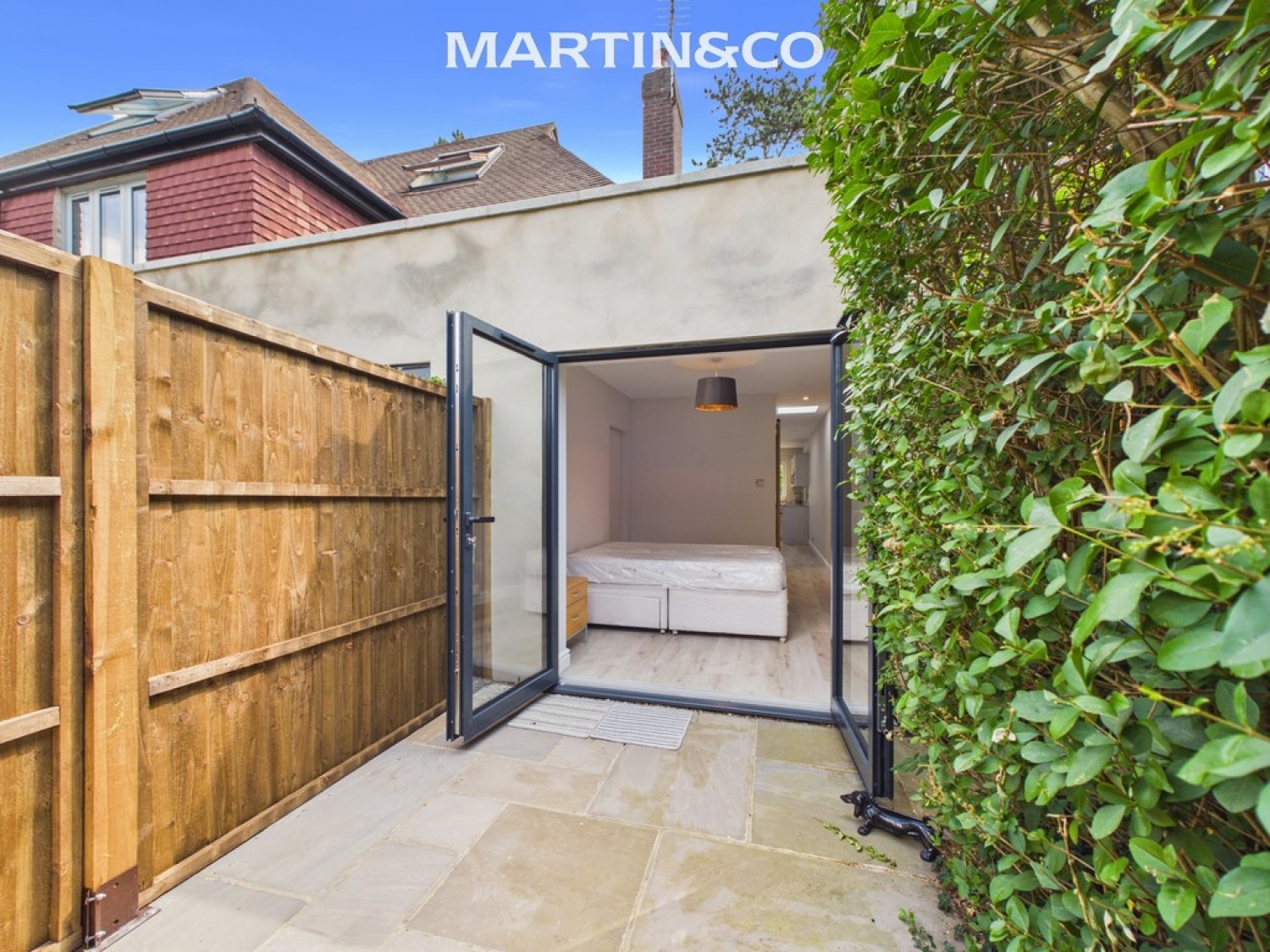 1 bedroom Flat for Letting Pryford Road , West Byfleet