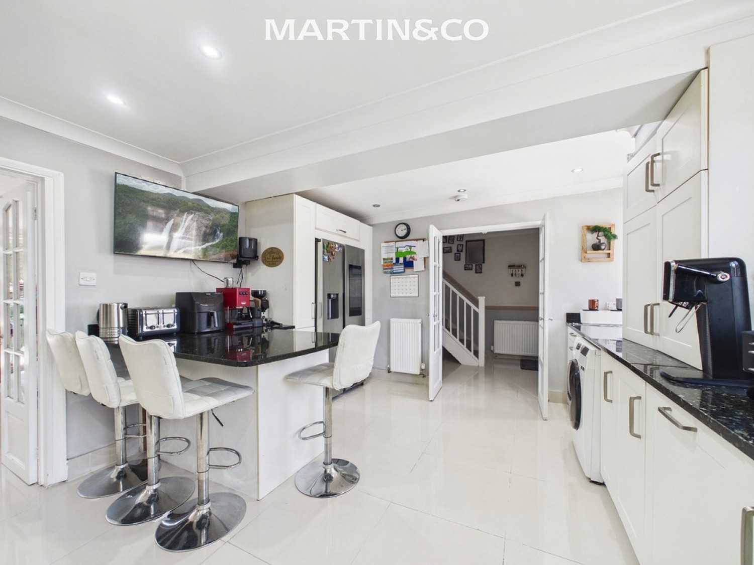 3 bedroom House for Sale Harcourt Close, Egham