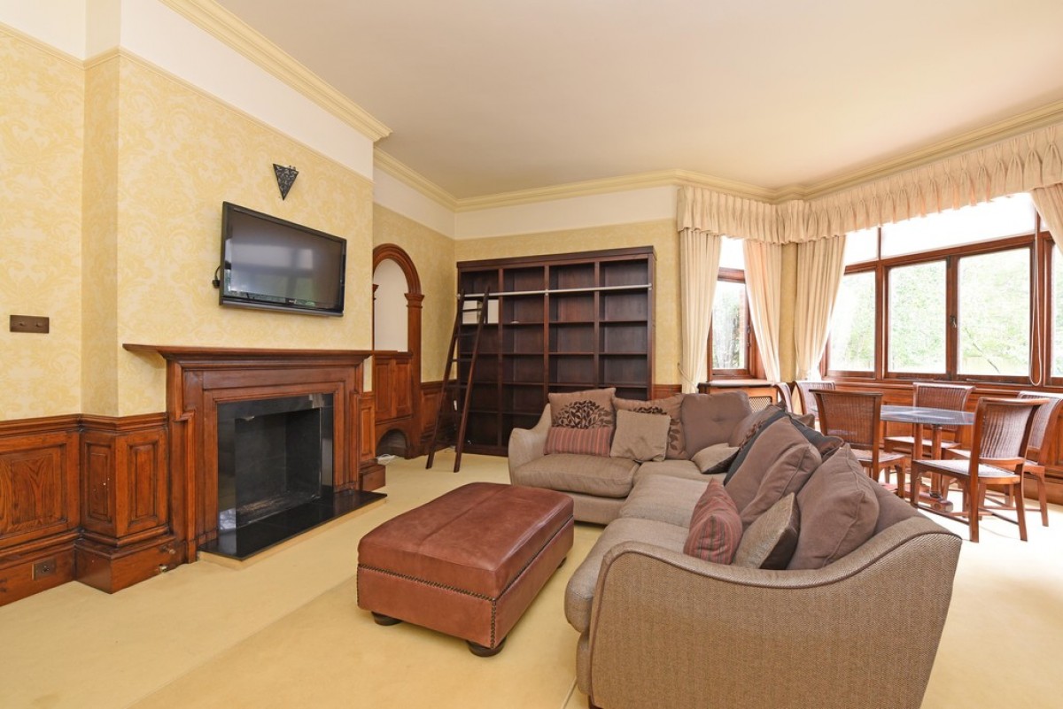 Hermitage Drive, Ascot