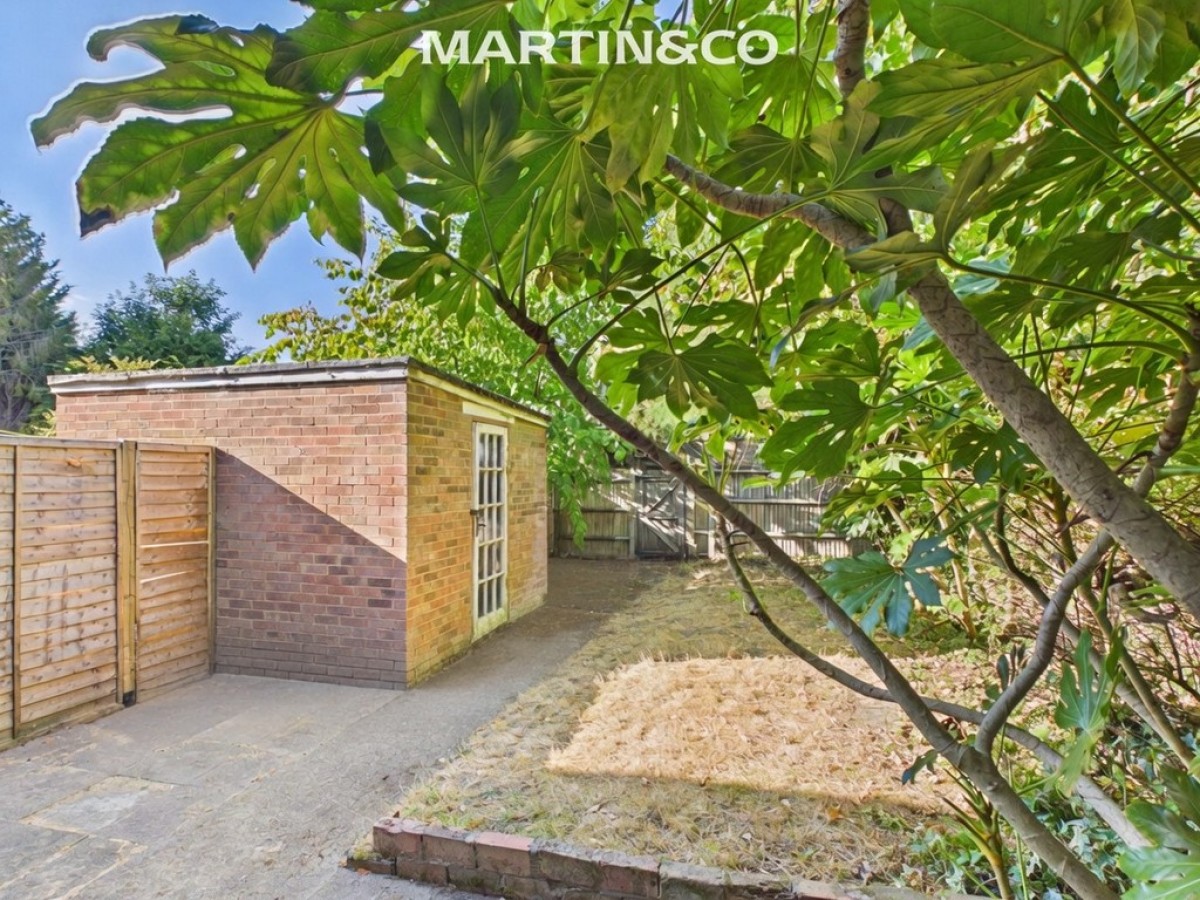 Linden Court, Englefield Green