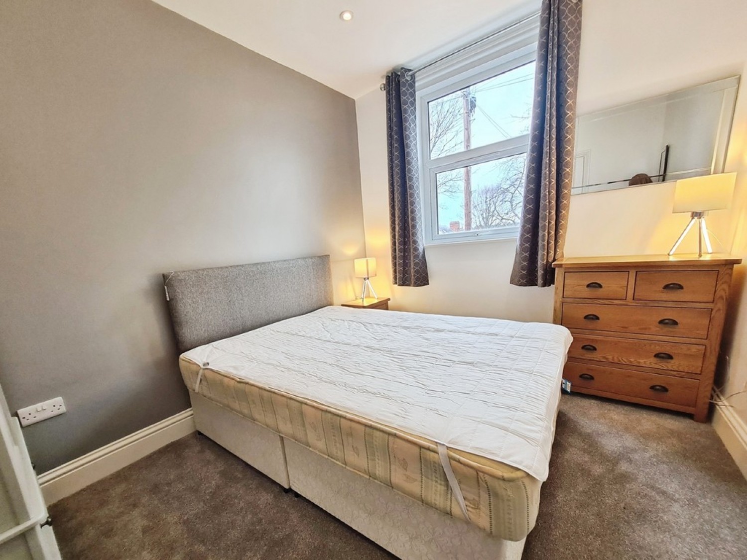 2 bedroom Flat for Letting Wood Lane, Headingley