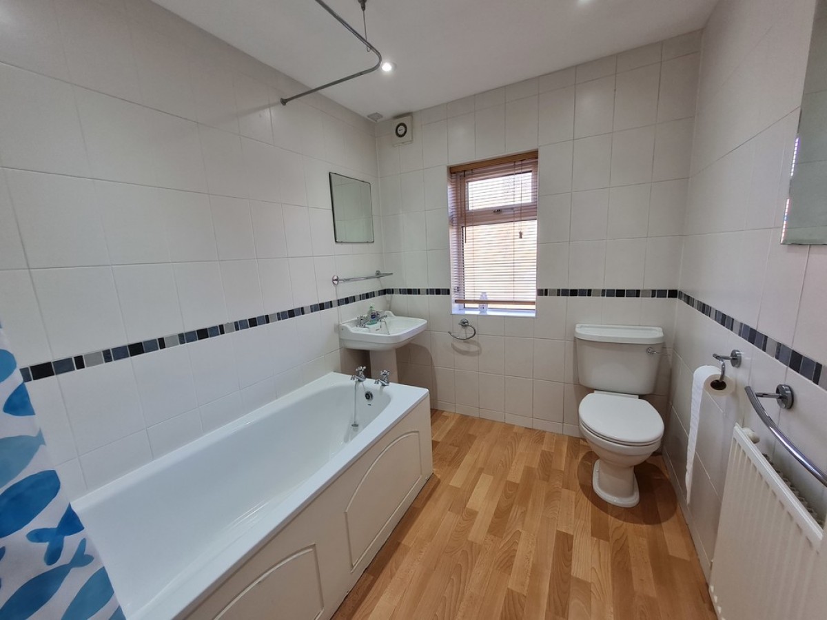 Norman Grove, Kirkstall
