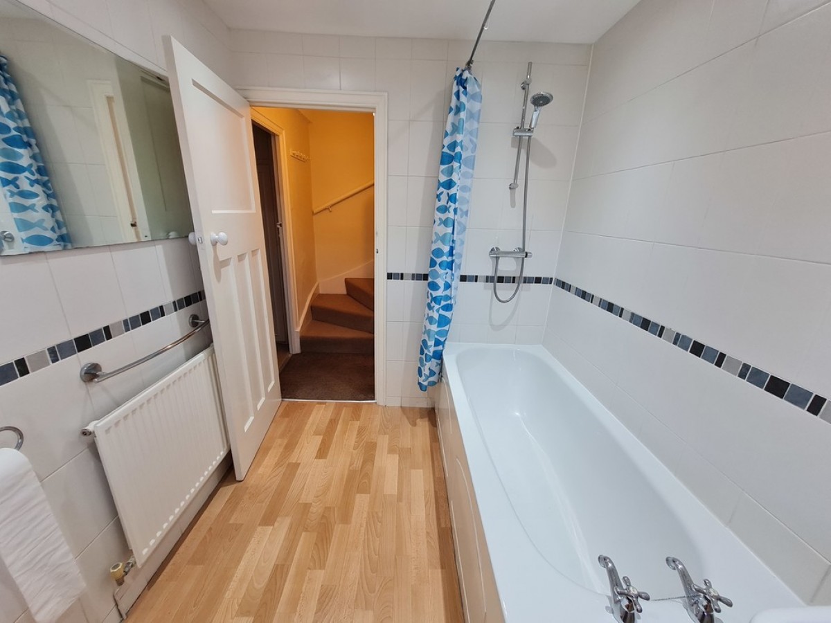 Norman Grove, Kirkstall