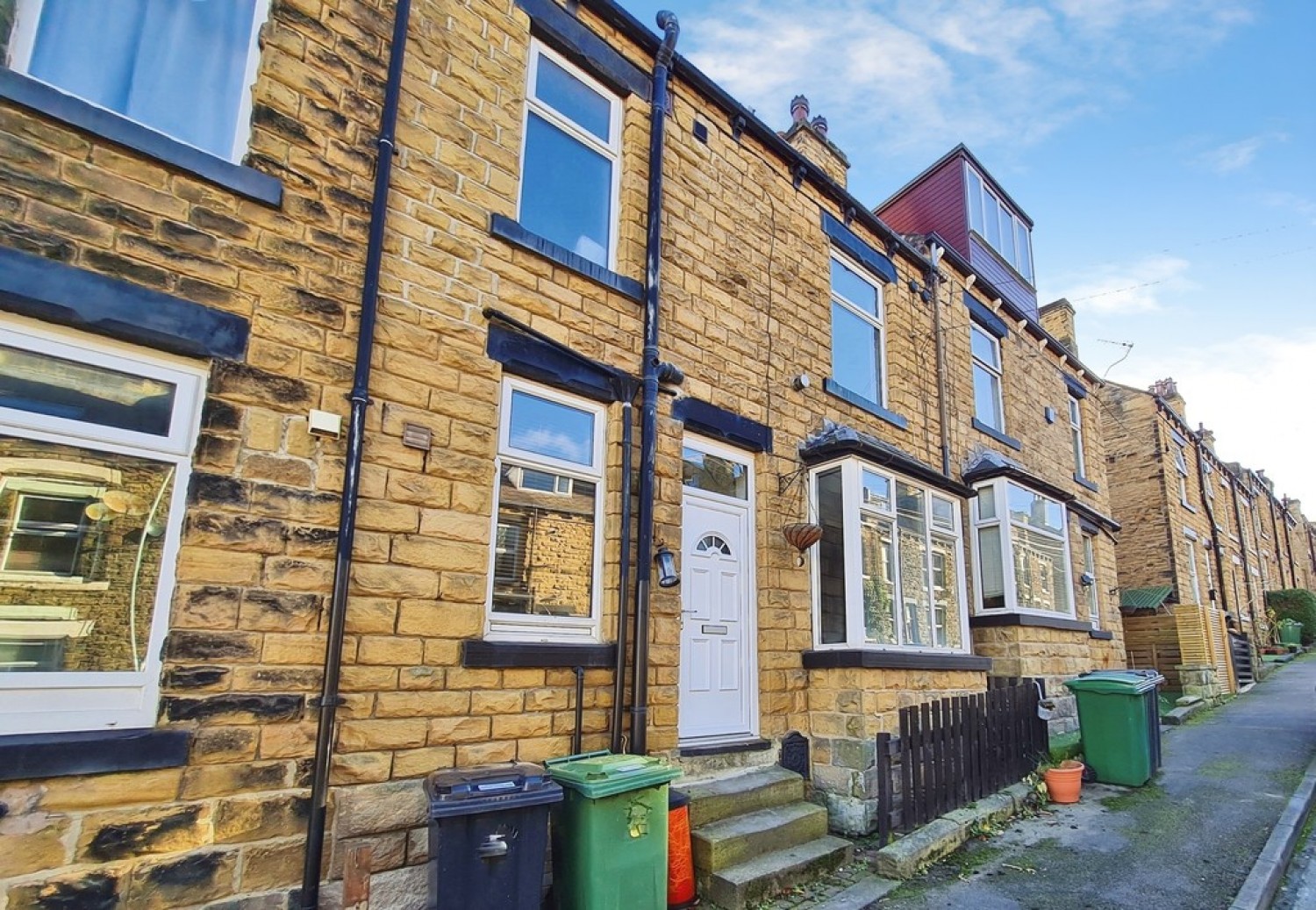 2 bedroom House for Letting Cowley Road, Rodley