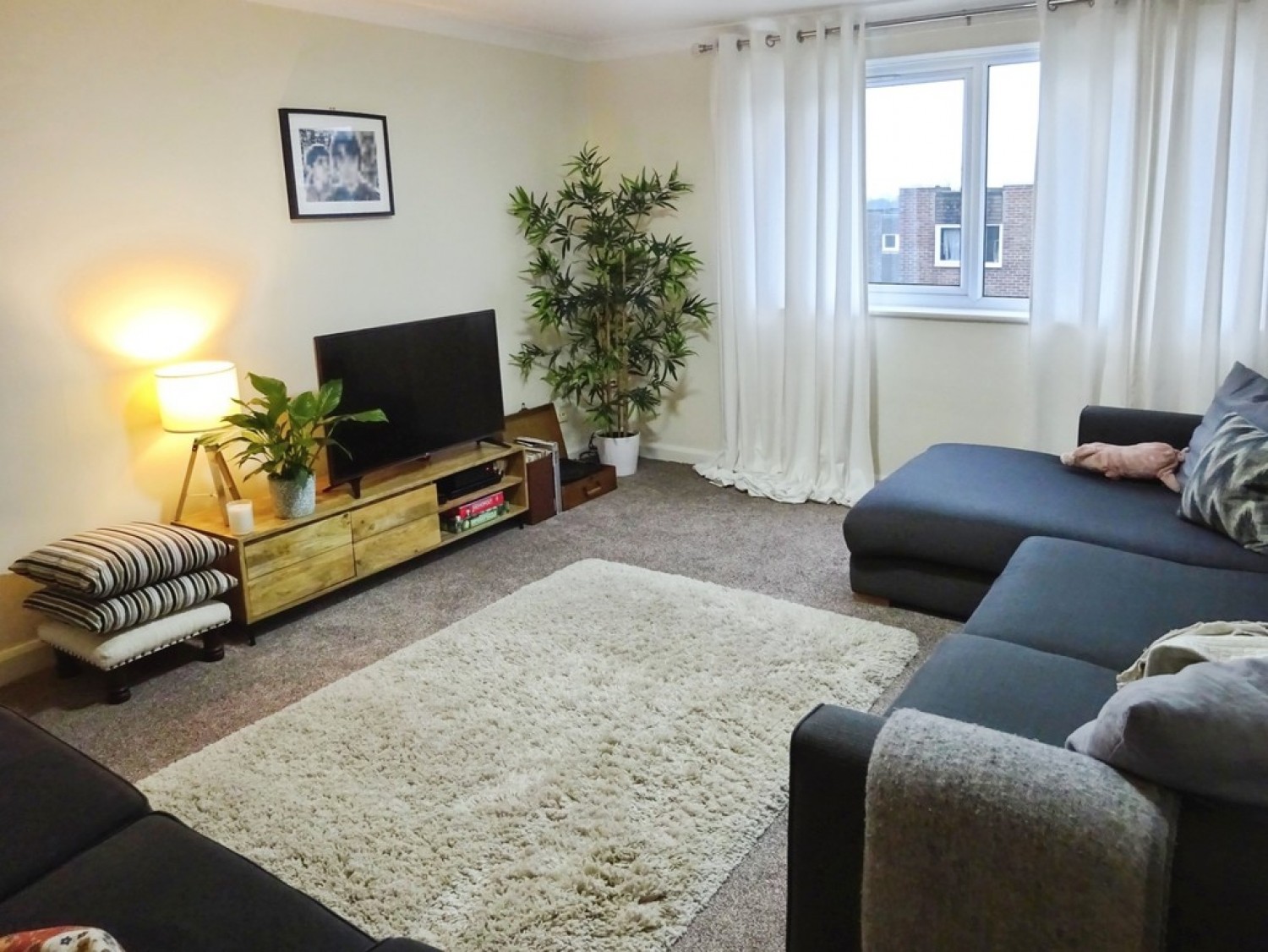 2 bedroom Flat in Kingsway Court, Moortown, Leeds