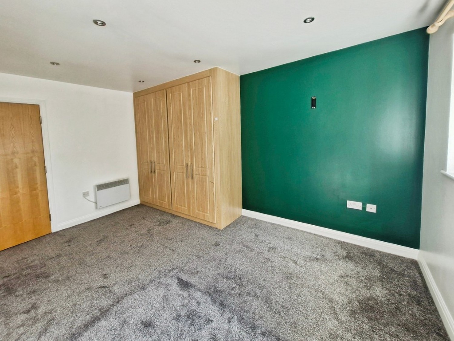 2 bedroom Flat for Letting Flat 4 Iveson Villas, Iveson Road