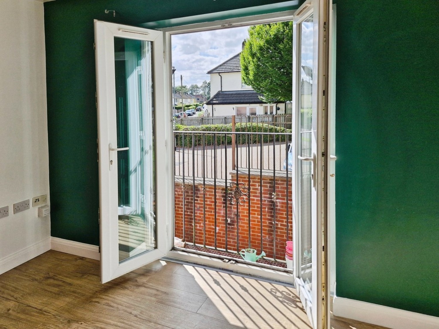 2 bedroom Flat for Letting Flat 4 Iveson Villas, Iveson Road