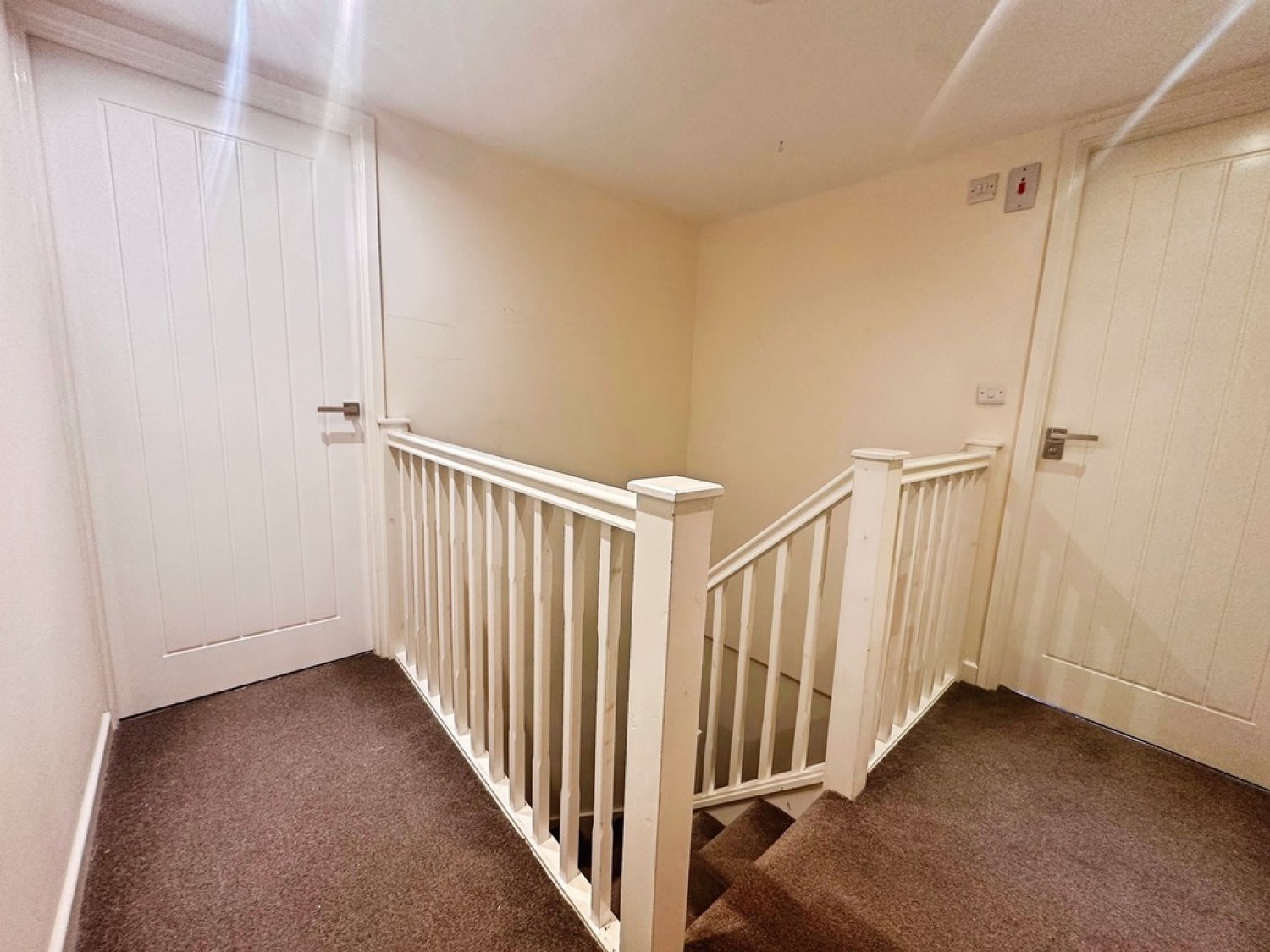 2 bedroom Flat for Letting Back Town Street, Farsley
