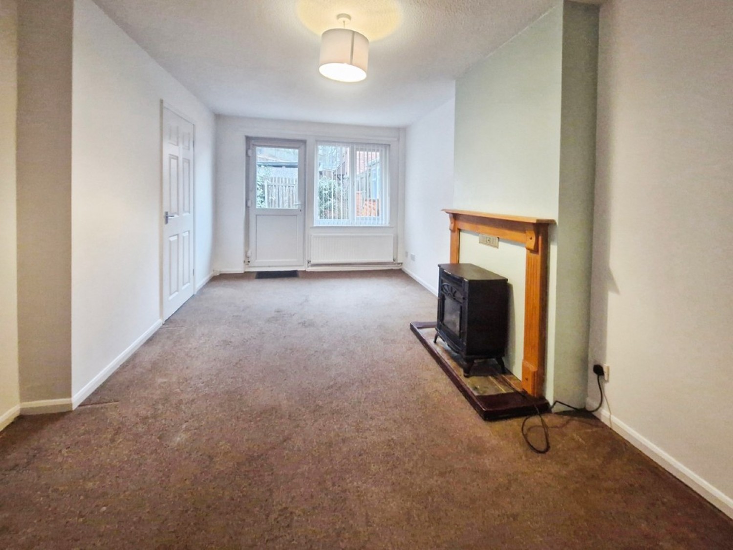 2 bedroom Bungalow in Abbeydale Gardens, Kirkstall, Leeds