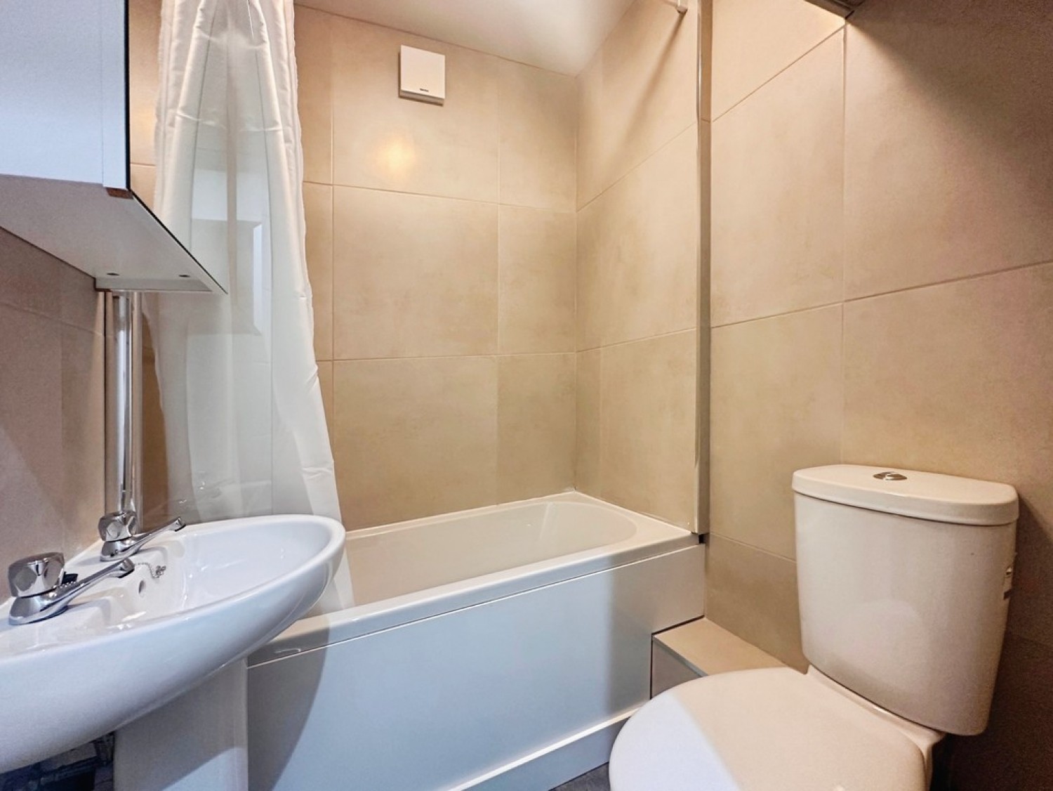 1 bedroom Flat for Letting Vesper Road, Kirkstall, Leeds