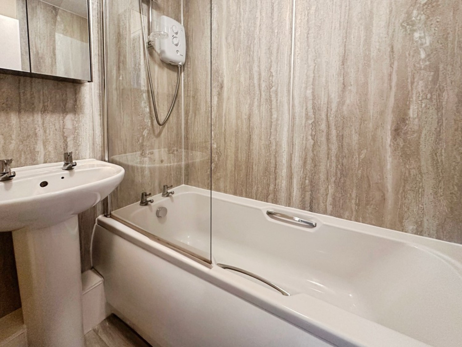 1 bedroom Flat for Letting Vesper Road, Kirkstall, Leeds