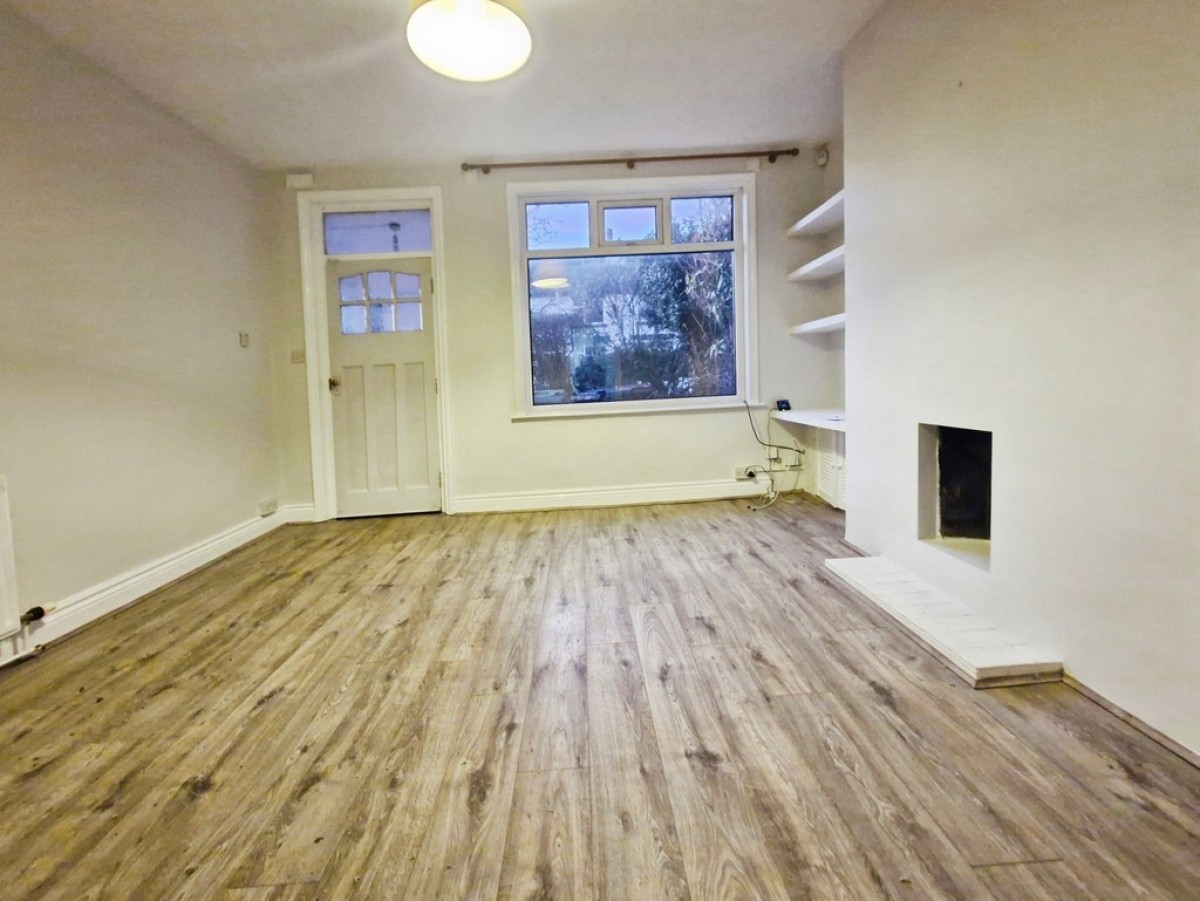 Newlaithes Garden, Horsforth