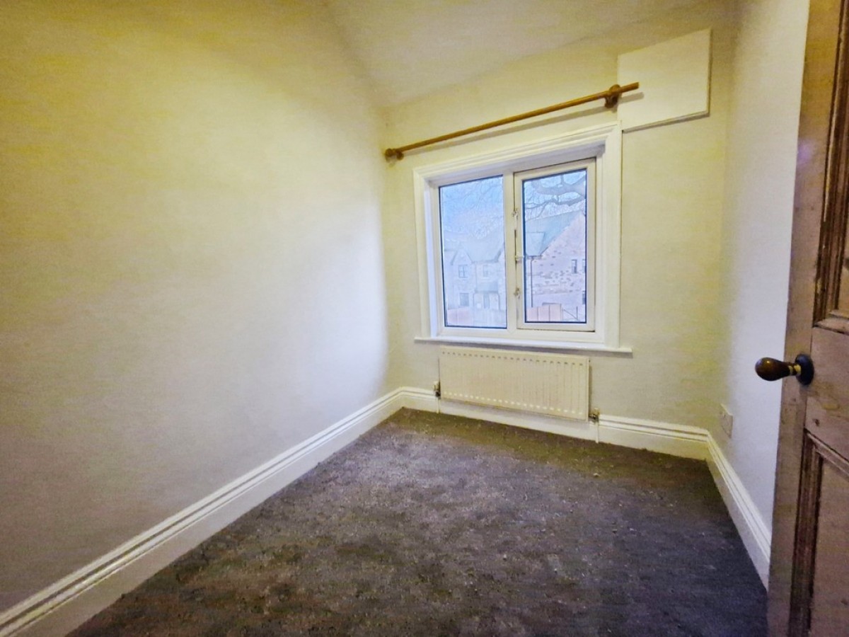 Newlaithes Garden, Horsforth